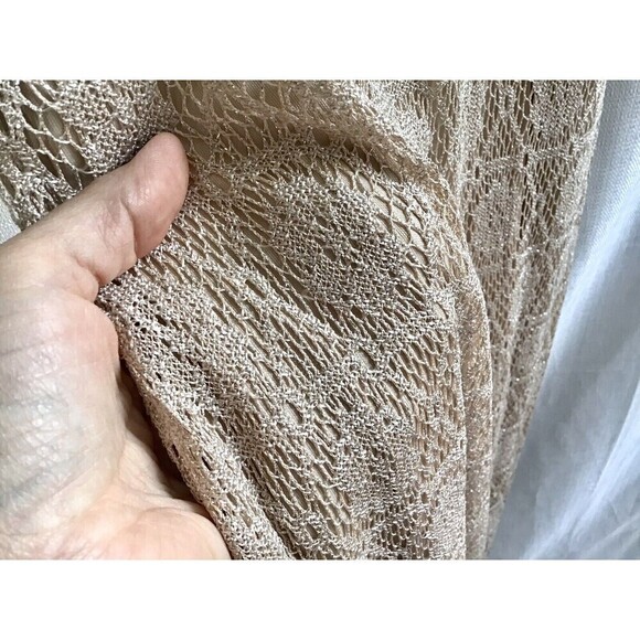 Vtg Crochet Lace Fringe Hem Champagne Gown Metallic Thread Size 10 FITS LIKE 4/6 - Picture 11 of 16